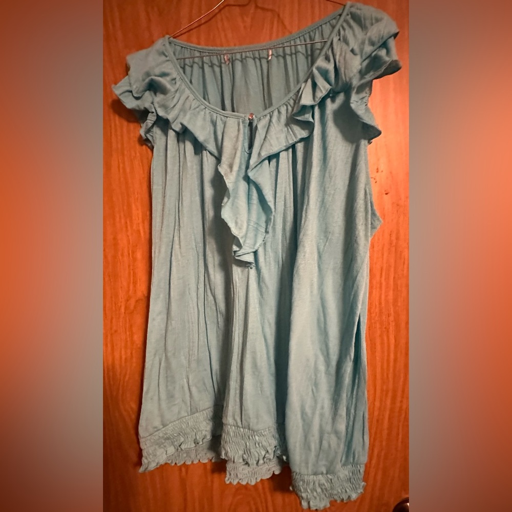 Plus size sleeveless top